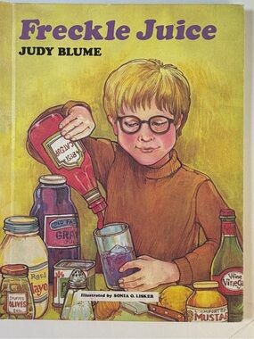 FRECKLE JUICE Judy Blume 1971  Hardcover Weekly Reader Book Ilustrated Hardback